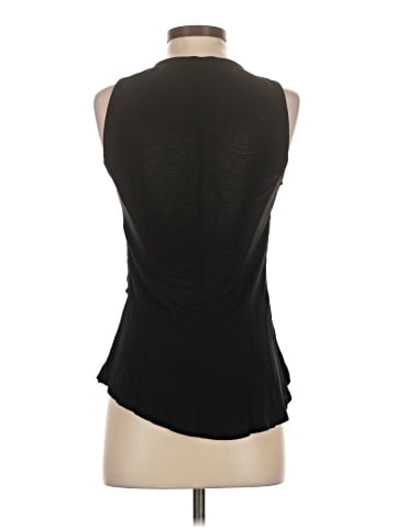 Xhilaration Sleeveless Top (view 2)