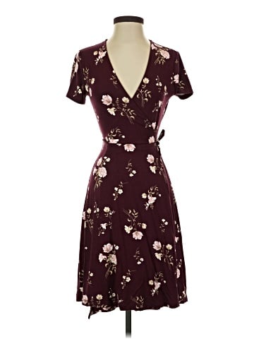 Old Navy Casual Dress (view 1)