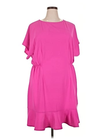 Donna Morgan Casual Dress (view 1)