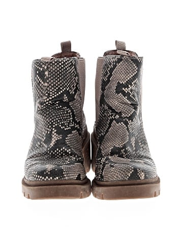 Universal Thread Ankle Boots (view 2)