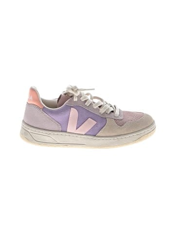 VEJA Sneakers (view 1)