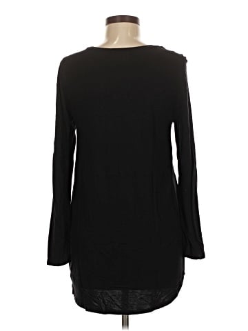 Old Navy Long Sleeve T-Shirt (view 2)