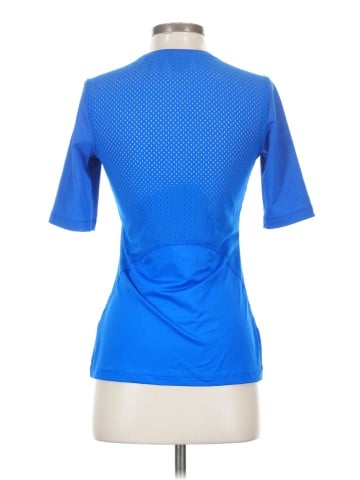 Nike Active T-Shirt (view 2)