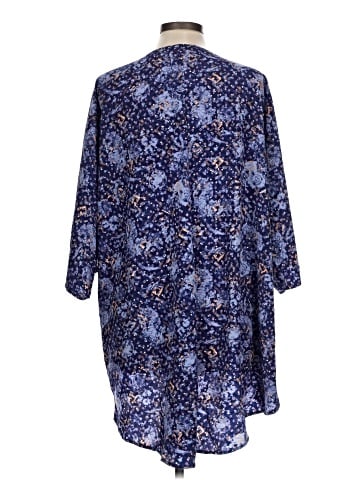 Lularoe Kimono (view 2)