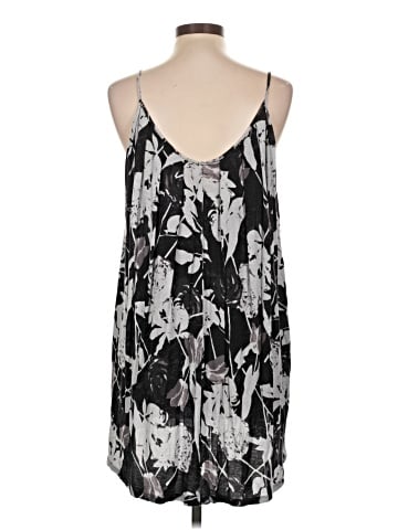 Silence and Noise Sleeveless Blouse (view 2)