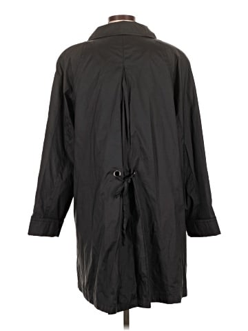 Gallery Raincoat (view 2)