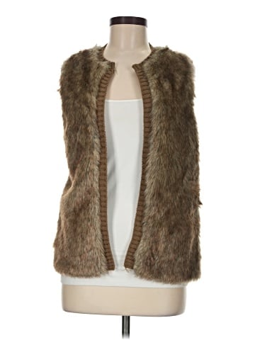 JJ Basics Faux Fur Vest (view 1)