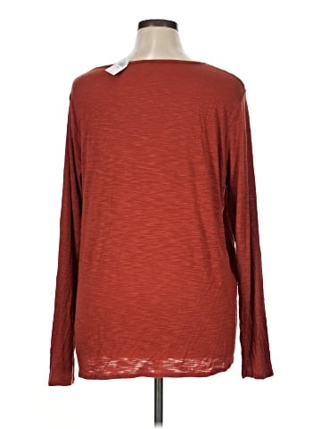 LUXE Long Sleeve T-Shirt (view 2)