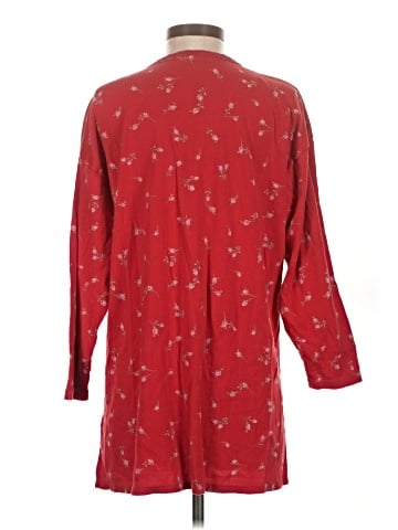 Victoria's Secret 3/4 Sleeve T-Shirt (view 2)
