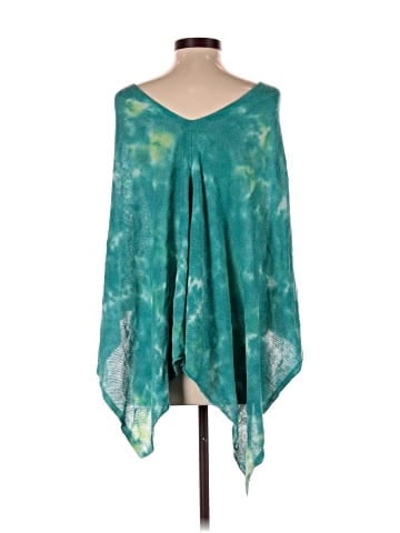 Claudia Nichole Cashmere Poncho (view 2)