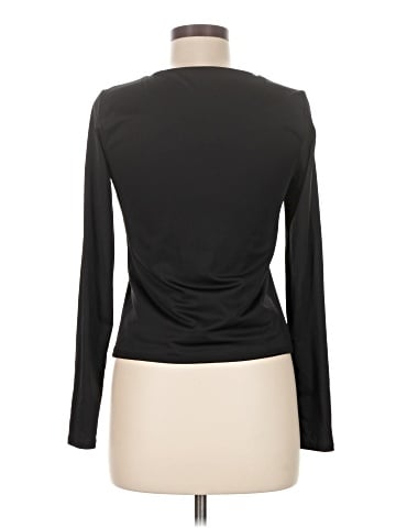 Old Navy Long Sleeve T-Shirt (view 2)