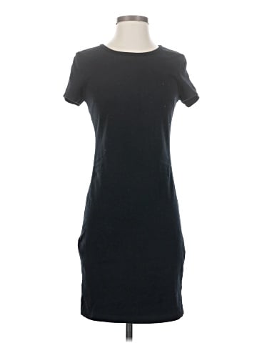 Old Navy Casual Dress (view 1)