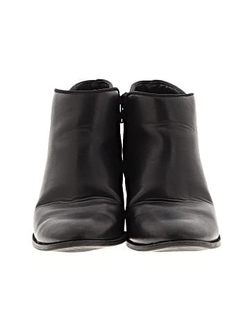 Amazon Essentials Ankle Boots (view 2)