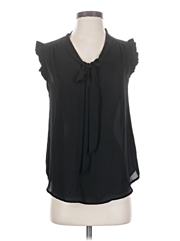 Jon & Anna Sleeveless Blouse (view 1)