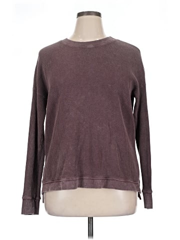 Leo & Nicole Pullover Sweater (view 1)