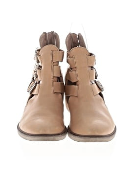 Janet & Janet Ankle Boots (view 2)