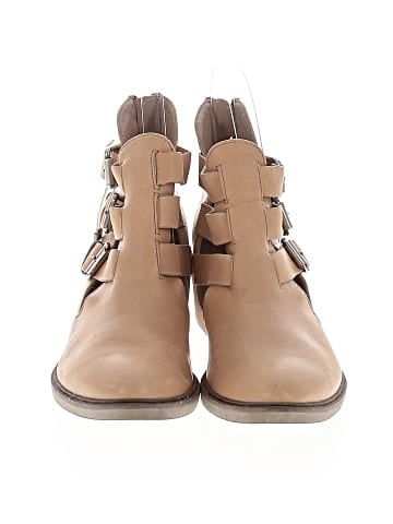 Janet & Janet Ankle Boots (view 2)
