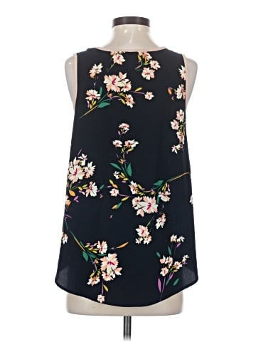 Le Lis Sleeveless Blouse (view 2)