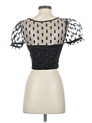 Hot Topic Short Sleeve Top (view 2)
