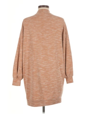 Amaryllis Cardigan (view 2)