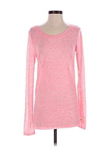 Victoria's Secret Long Sleeve T-Shirt (view 1)