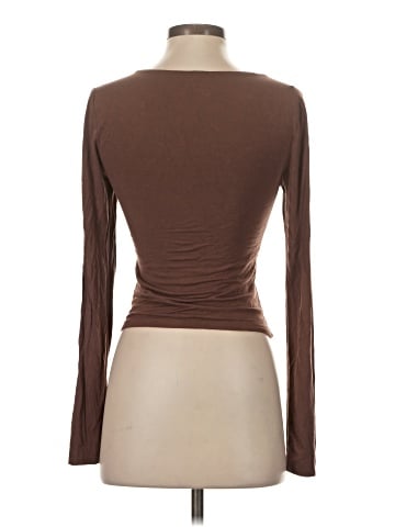 Be Cool Long Sleeve Top (view 2)