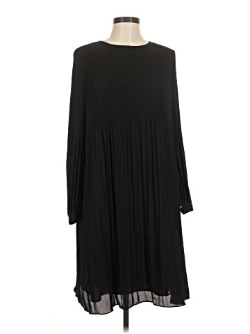 T Tahari Casual Dress (view 1)