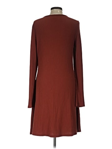 Old Navy Casual Dress (view 2)
