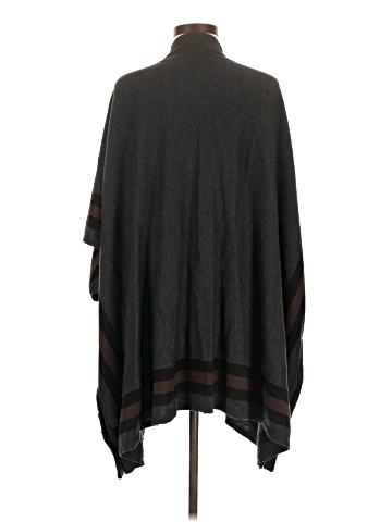 Hinge Poncho (view 2)