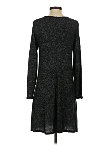 Old Navy Casual Dress (view 2)