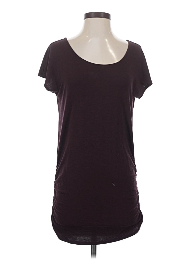 Pre-owned Lucy Short Sleeve T-shirt In Burgundy