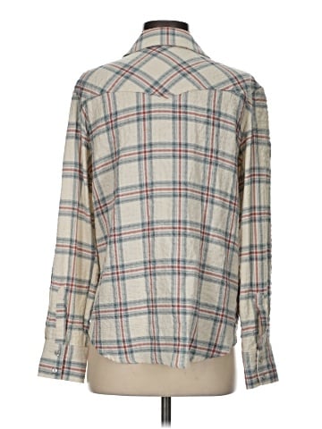 Maurices Long Sleeve Button-Down Shirt (view 2)