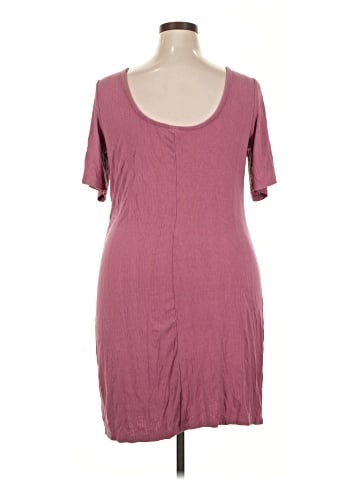 Old Navy Casual Dress (view 2)