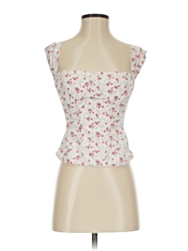 Fashion Nova Women's Tops On Sale Up To 90% Off Retail | ThredUp