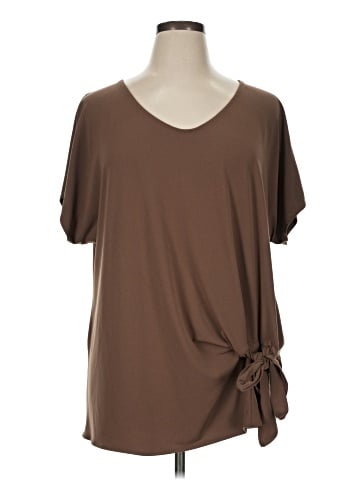 Zenana Outfitters Short Sleeve T-Shirt (view 1)