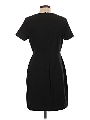 Old Navy Casual Dress (view 2)