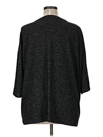 Chelsea & Theodore Pullover Sweater (view 2)