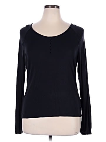 Daisy Fuentes 3/4 Sleeve T-Shirt (view 1)
