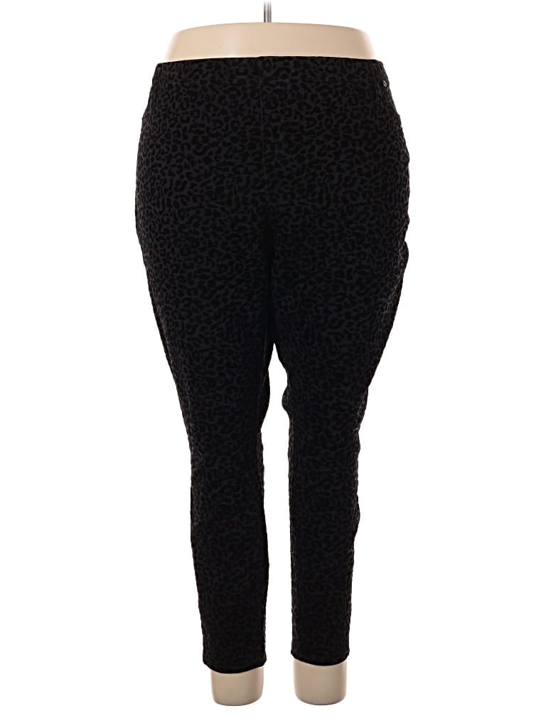 Pre-owned Terra & Sky Casual Pants In Black