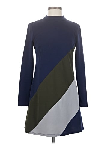 Slate & Willow Casual Dress (view 1)