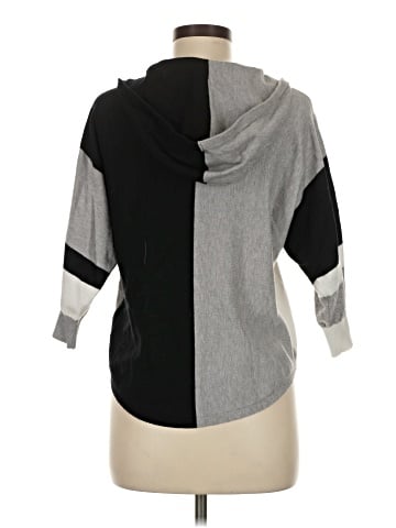 Aaeda Poncho (view 2)