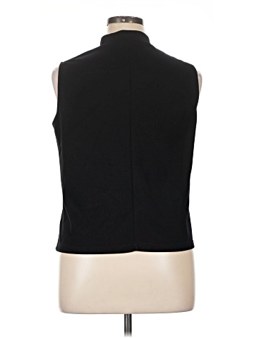 Sampeel Sleeveless T-Shirt (view 2)