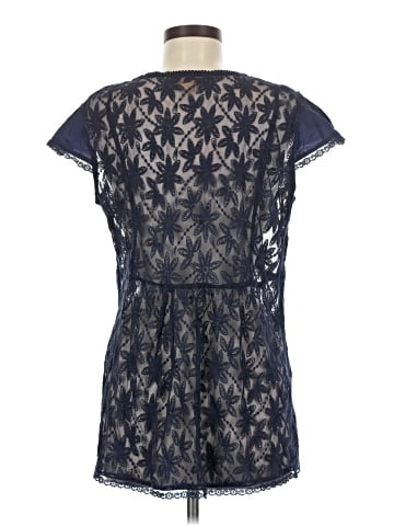 April Cornell Sleeveless T-Shirt (view 2)