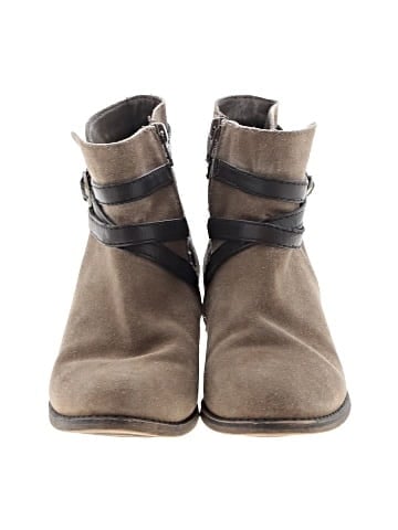 White Mountain Ankle Boots (view 2)