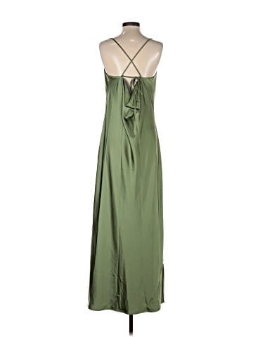Old Navy Casual Dress (view 2)