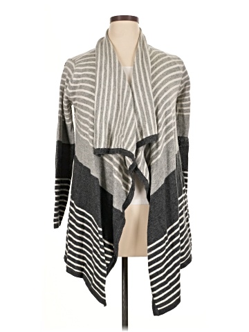 Mystree Poncho (view 1)