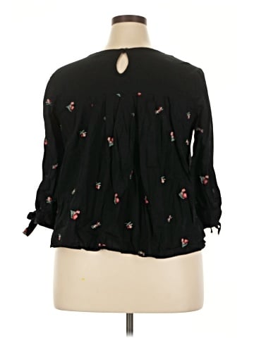 Lauren Conrad 3/4 Sleeve Blouse (view 2)