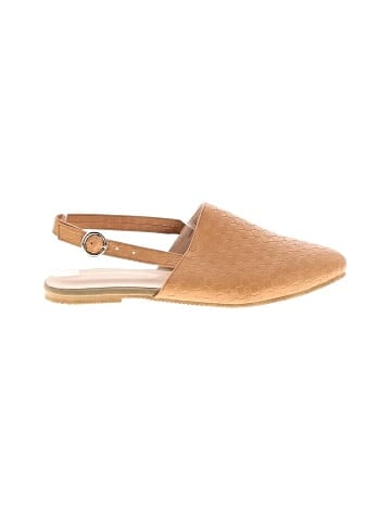 Unbranded Flats (view 1)