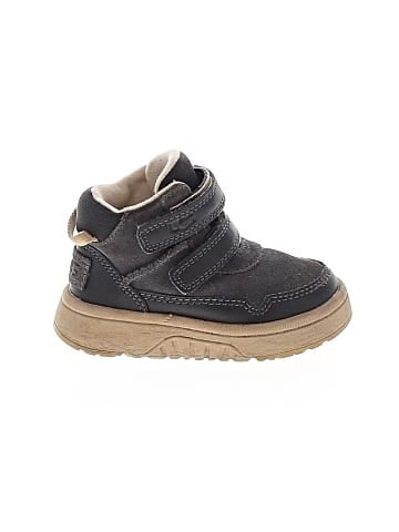 Ugg Boots (view 1)