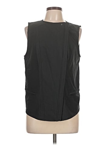 Trouve Sleeveless Blouse (view 1)